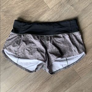 Lululemon 2.5’’ Speed Up Shorts